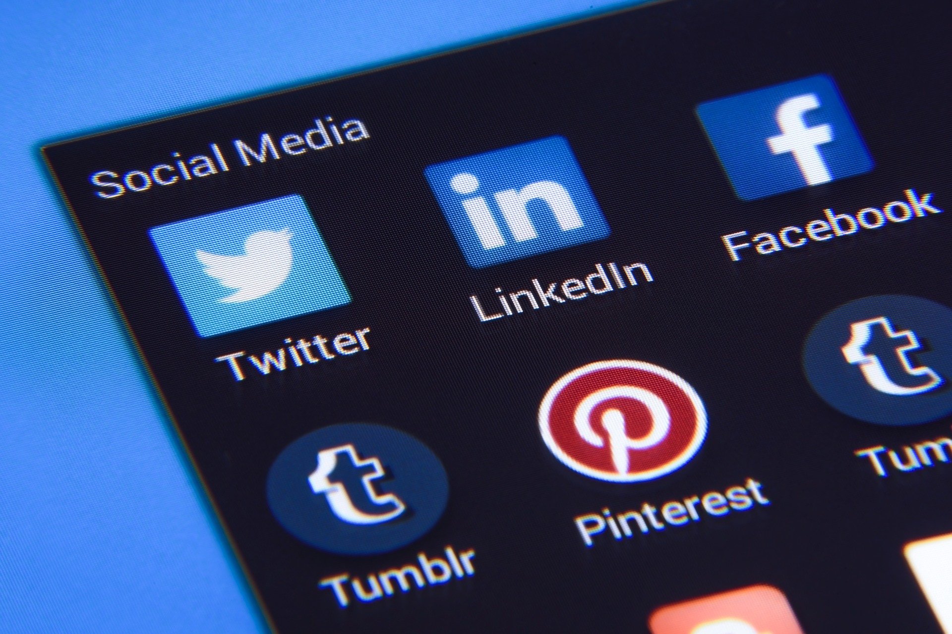 Building Your Brand Identity Using Social Media
